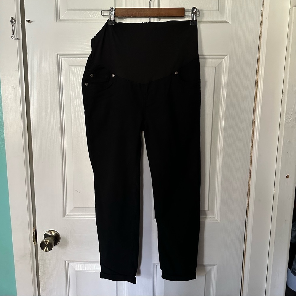 Time’s Maternity Black Capri‎ Pants Medium Stretch Belly Panel